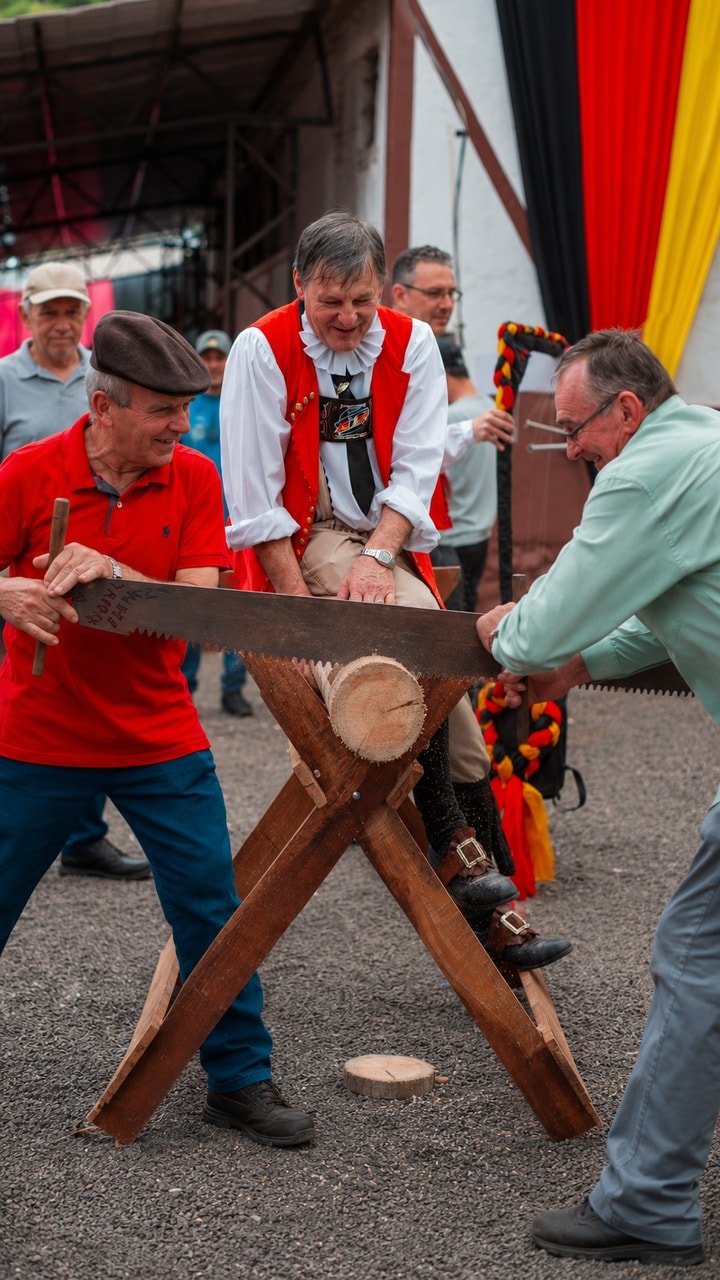 Pré-Oktober — jogos culturais